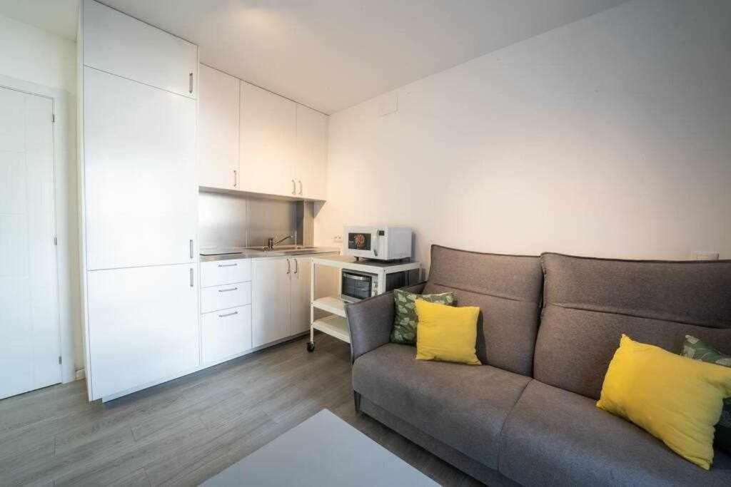 1 Room Atico Pedregalejo Malaga Zewnętrze zdjęcie